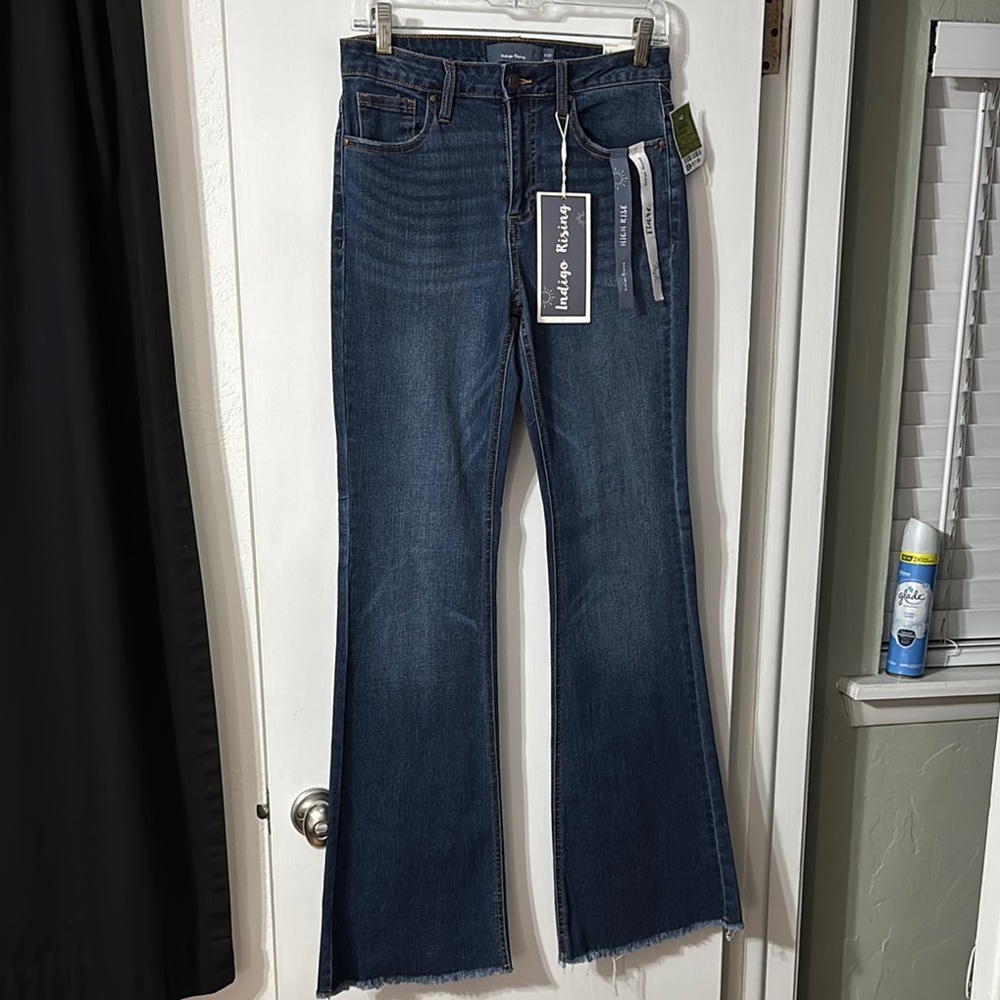 Stylish Blue Flare Jeans with Raw Hem